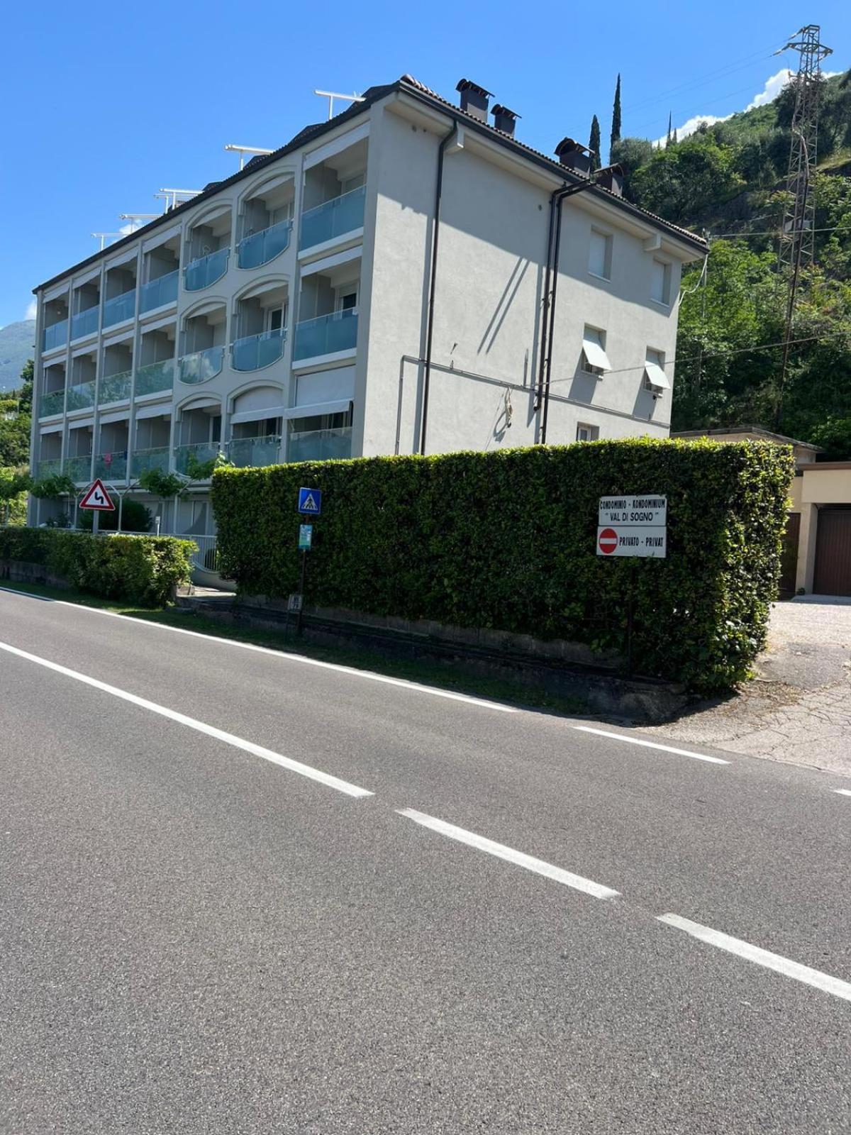 Val Di Sogno Grand View Apartamento Malcesine Exterior foto