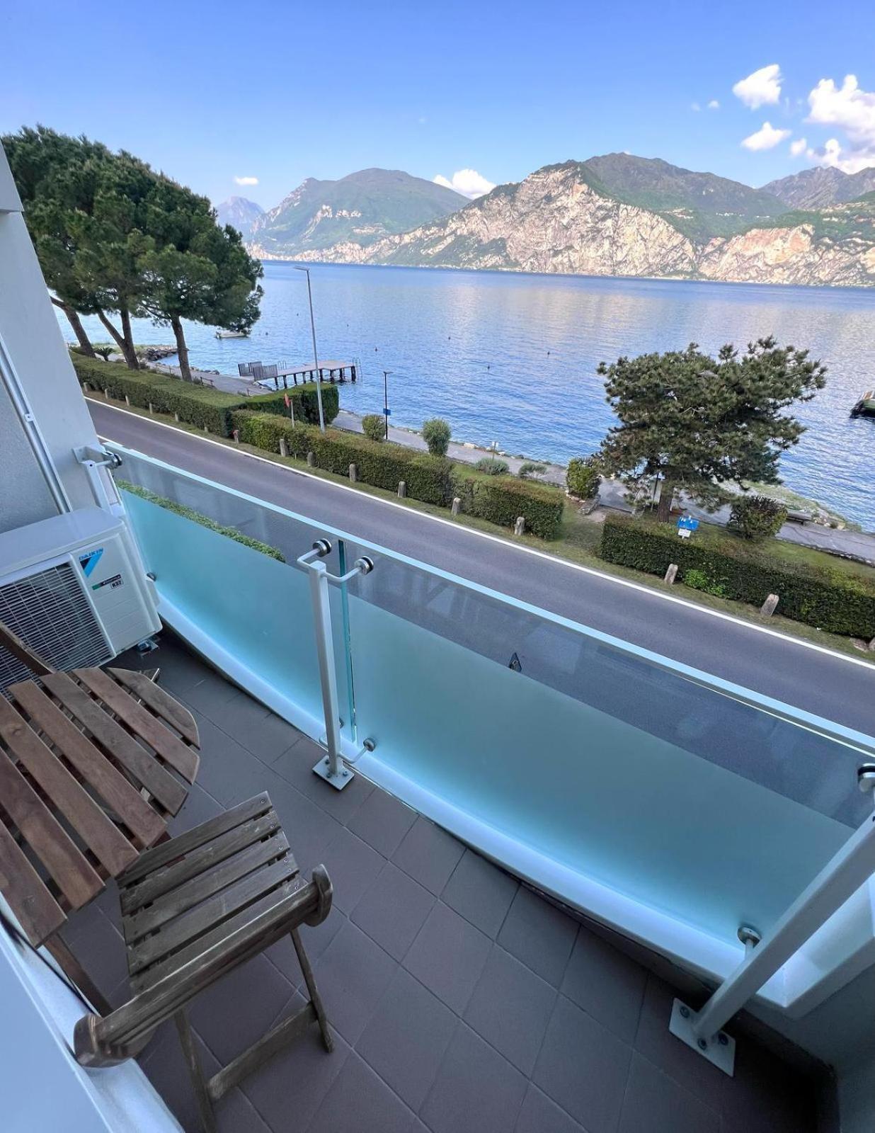 Val Di Sogno Grand View Apartamento Malcesine Exterior foto